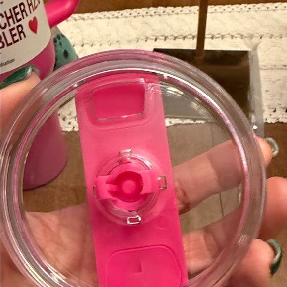 Stanley Pink Insulated Quencher Tumbler with Handle 40. oz - Picture 9 of 11